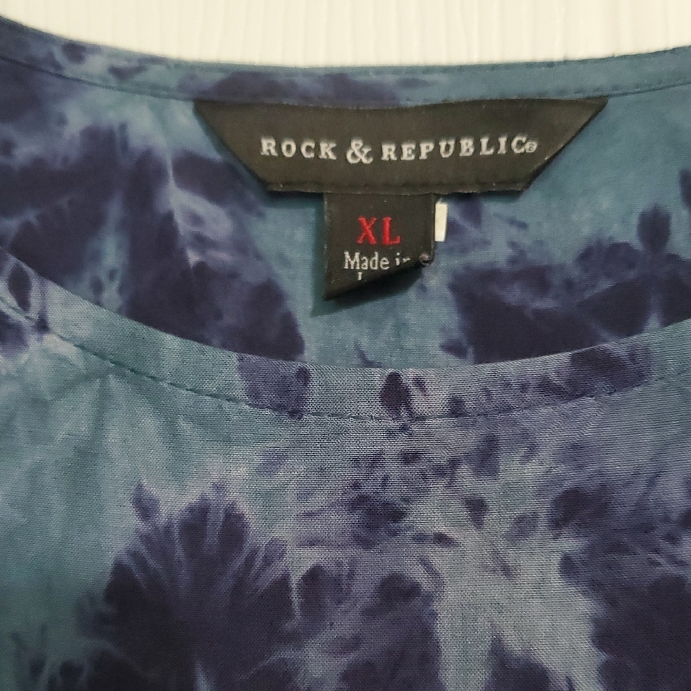 Rock & Republic Multi Blue Tie-Dye Blouse - Picture 4 of 4